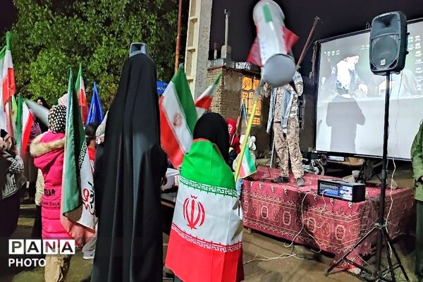 مقاومت در خیابان‌های شهر بار ادامه دارد