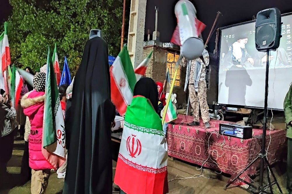 مقاومت در خیابان‌های شهر بار ادامه دارد