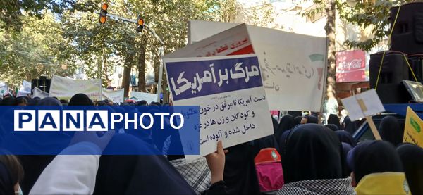 حضور پرشور مردم در راهپیمایی ۱۳ آبان طرقبه