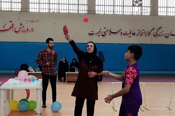 کارگاه مهارت آموزی ورزشی در سالن فرزانگان قرچک