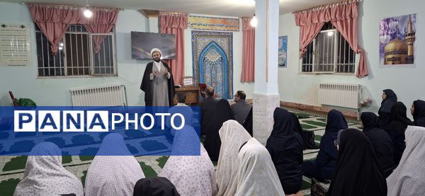 برپایی سفره افطاری در خوابگاه فضیلت فاروج