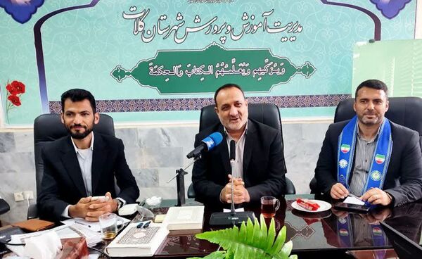 نشست هم‌ اندیشی دانش‌آموز خبرنگاران پانا در شهرستان کلات