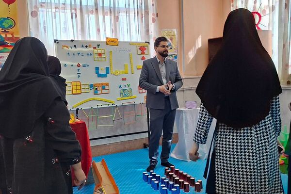بازدید مسئولان آموزشی مقطع ابتدایی از طرح جابر بن حیان در دبستان ایمان