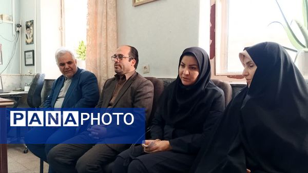 نمایشگاه درون‌مدرسه‌ای دست‌سازه‌های دانش‌آموزی مدارس با نیازهای ویژه