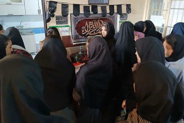 گرامیداشت هفته بسیج و ایام فاطمیه در دبیرستان و هنرستان حدیث کساء خاورشهر