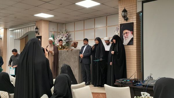 جشن ستارگان منطقه تبادکان در سالن رفاهی امام حسن مجتبی(ع)