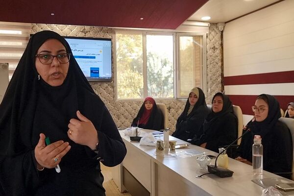 برگزاری کارگاه‌های آموزشی «زیست عفیفانه» و «مهارت‌های فرزندپروری» ویژه رابطین امور بانوان کهریزک 