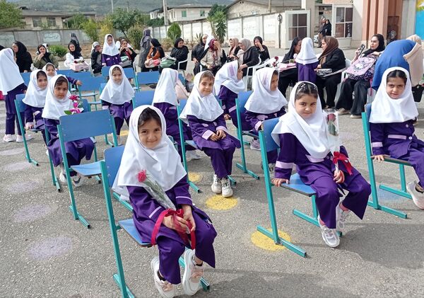 جشن شکوفه‌ها در گلوگاه 