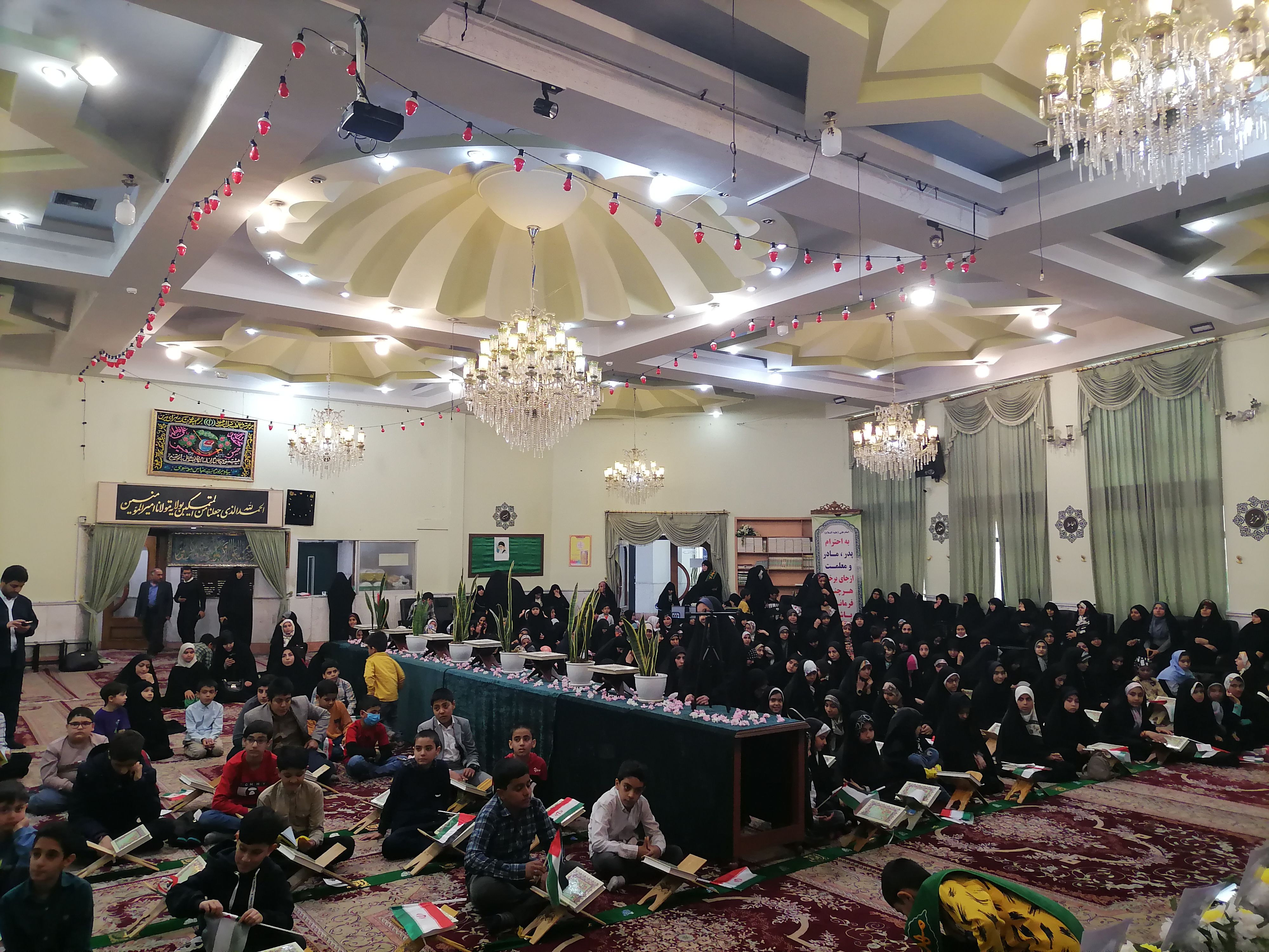 محفل نور در حمایت از دفاع مشروع نیروهای مقاومت سپاه پاسداران