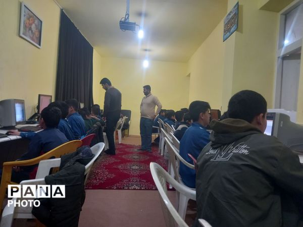 سومین جلسه درس کار و فناوری دبستان امیر آقایی در کانون لقمان کاشمر 