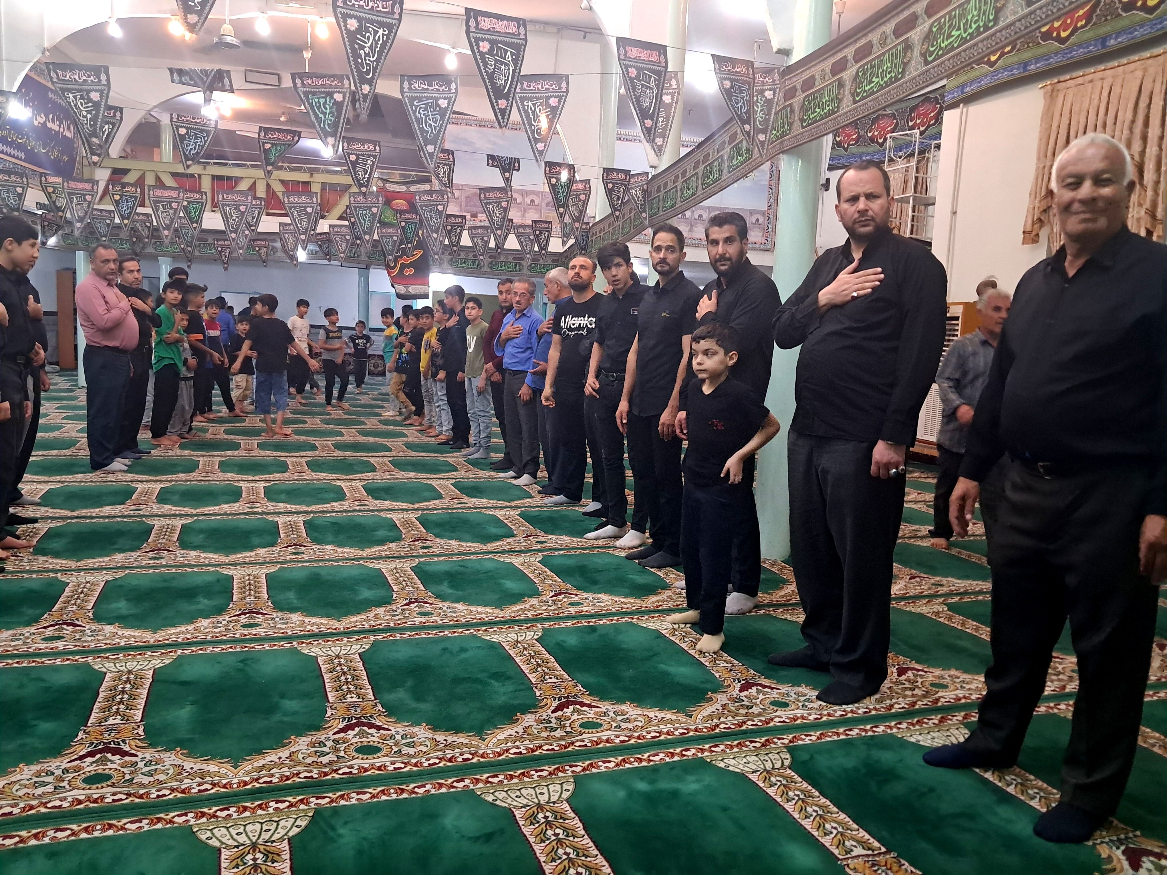 شب دوم محرم در مسجد صاحب‌الزمان آشخانه