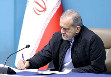 پیام قرآنی رئیس جمهور: جز خدای یگانه را نپرستیم و چیزی را شریک او قرار ندهیم