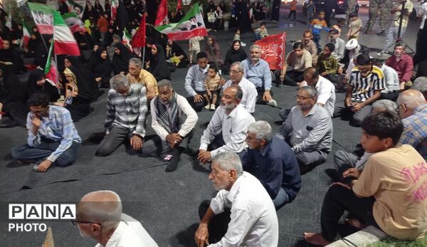 میناب در میدان شهدا، در پناه نور مجتبی(ع)