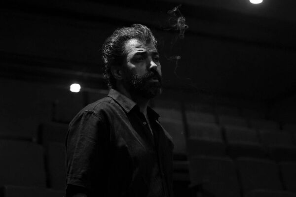 مهدی برومند با «پس‌ماند» به صحنه می‌آید