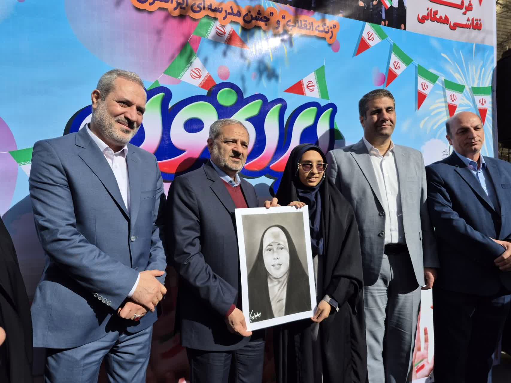 صدای انقلاب طنین انداز شد