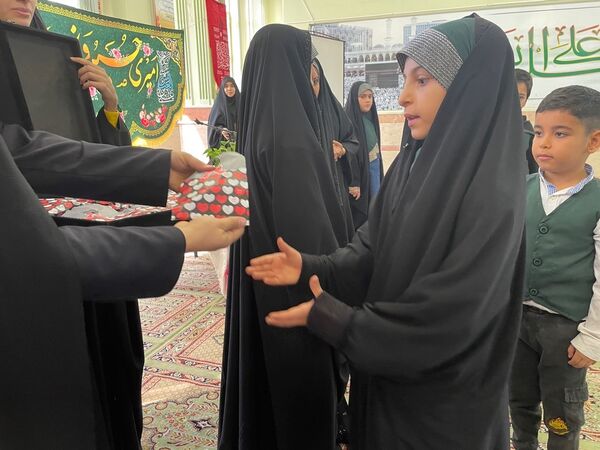آیین افتتاحیه دهمین دوره طرح مصباح الهدی در مدارس ملارد 