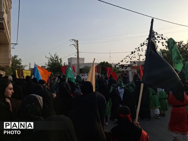 حرکت نمادین کاروان اسرای کربلا در شهر آوه
