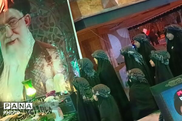 مراسم چهلمین روز شهادت دانش آموزان مدرسه شجره طیبه میناب در پردیس