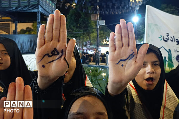 اجرای سرود «رهبر شهیدم» با مشارکت چهار تشکل دانش‌آموزی در بجنورد

