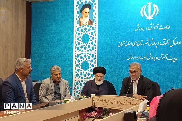  تقدیر از منتخبین منطقه‌ای و استانی