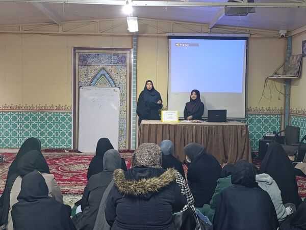جلسه آموزش خانواده در دبیرستان میرزا جعفر سروقد مشهد مقدس 