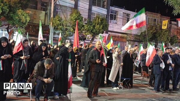 مردم ولایتمدار شهرستان ملایر حضورشان را به رخ جهانیان کشاندند