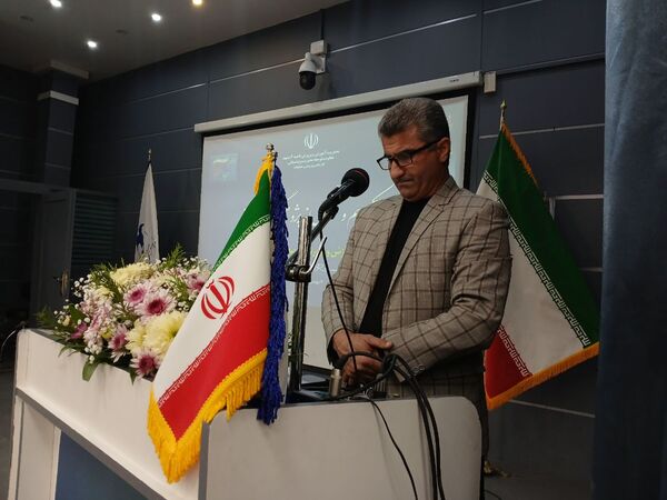 آیین تکریم و تجلیل از پژوهشگران برتر ناحیه۶