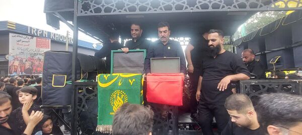 استقبال عزاداران حسینی از کاروان نمادین اسرای کربلا در قم