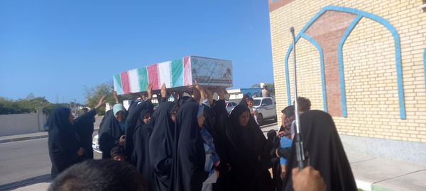 تشییع شهید گمنام در بوموسی 