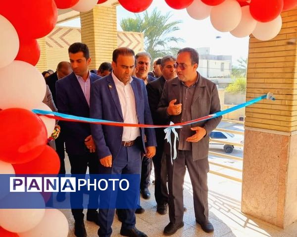 نمایشگاه دست‌سازه‌های دانش‌آموزی در پارسیان