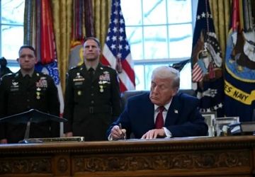 ترامپ قانون جدید اختیارات دفاع ملی را امضا کرد