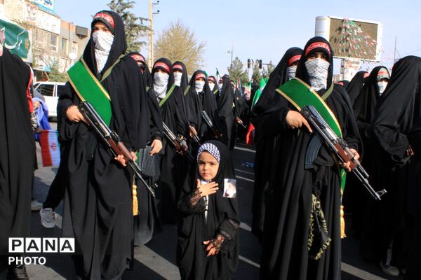 اجتماع بزرگ دختران ایران به مناسبت ولادت حضرت معصومه (س) و روز دختر در پردیس