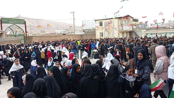 حضور پرشور و وحدت‌آفرین مردم در راهپیمایی ۲۲ بهمن