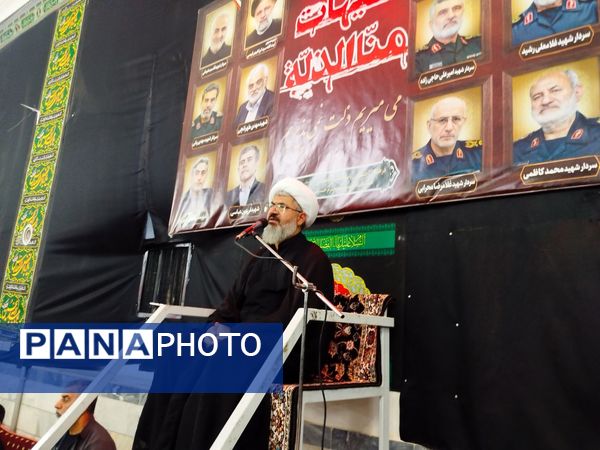 بازدید رئیس شورای شهر و امام جمعه کاشمر از حسینیه حسینی روستای قوژد