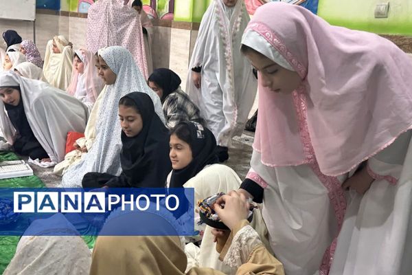 محفل پرفیض انس با قرآن در دبستان مریم بهارستان دو