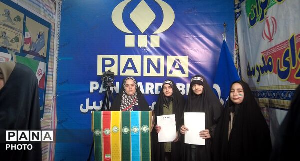 حضور پرشور نوجوانان مبارز در کافه رسانه اردبیل