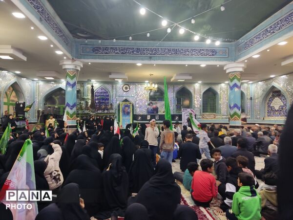 مراسم ‌چهلمین روز شهادت حضرت آیت الله خامنه و دانش‌آموزان میناب در روستای جابوز خلیل آباد