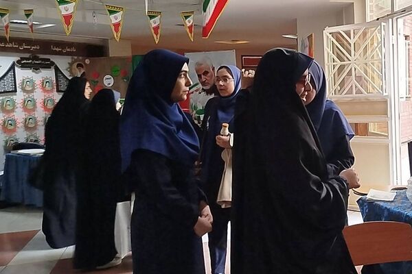 چهل و چهارمین دوره مسابقات قرآن، عترت و نماز: درخشش دانش‌آموزان در دبیرستان شاهد الغدیر