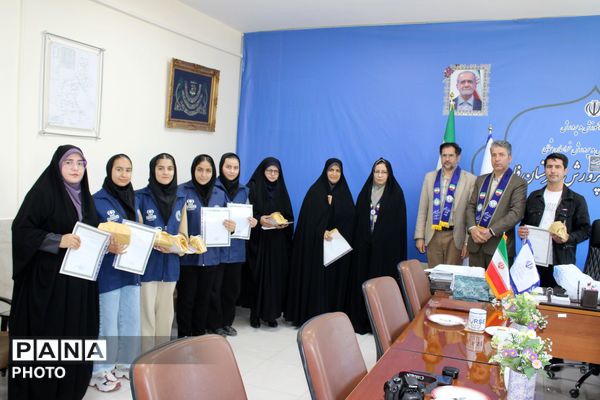 نشست خبری با اصحاب رسانه شهرستان فاروج 