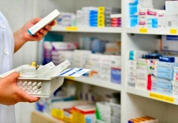 پرداخت مطالبات داروخانه‌ها و شرکت‌های دارویی از صندوق «پیشرفت» تا یک ماه آینده