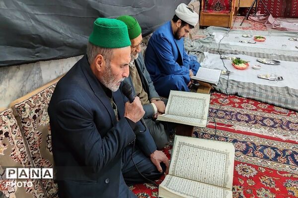 سفره های ساده افطاری در شهر بار نیشابور