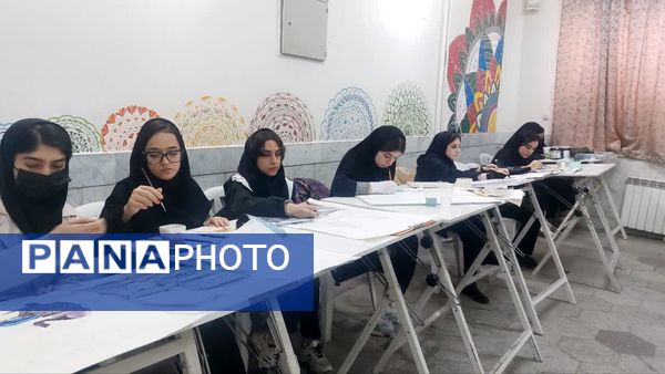 برگزاری جشنواره ماها(مدرسه آرمانی،هنر آسمانی) در هنرستان محمودیه بجنورد