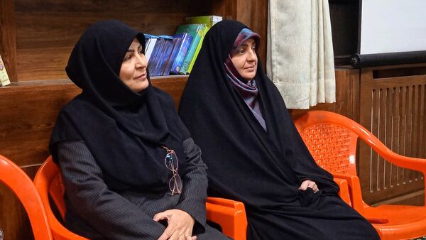 کارگاه راز جذابیت دختران در دبیرستان نورالهدی تبادکان