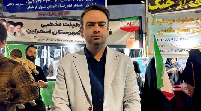 مردم شهرستان اسفراین  پررنگ و پرانرژی ادامه دارد
