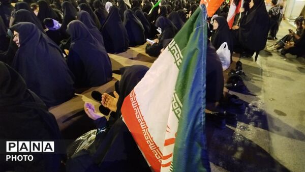 از شب اول تا شب صدوبیست وهفتمین نیشابور همچنان در سوگ رهبر شهید