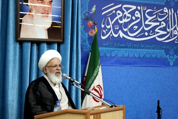 دیدار تشکل‌های دانش‌آموزی یزد با نماینده ولی‌فقیه در یزد