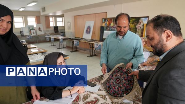 مرحله کشوری تحویل آثار چهل‌ و دومین جشنواره فرهنگی و هنری فردا در اصفهان 