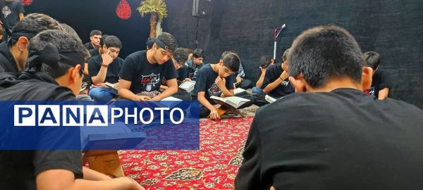 مراسم هیات الزهرا(س) در دبیرستان شاهد محسنین منطقه 14 تهران