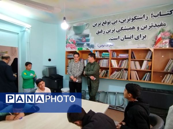 کارگاه خبرنگاری و انتخاب سر دبیر خبرنگاران پسر در شهرستان خلیل‌آباد 