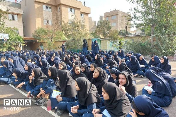 نشاط و پویایی در هفته تربیت بدنی دبیرستان دخترانه فاطمه‌الزهرا (س)